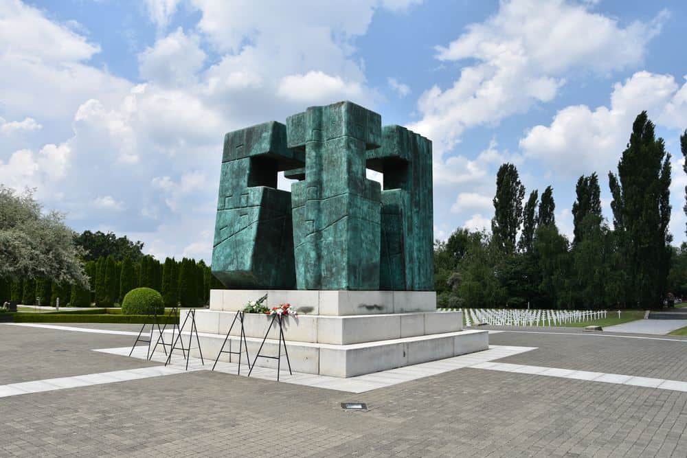 Vukovar Remembrance Day, 18 November 2026: the Kolona sjećanja, how to get there and what to expect