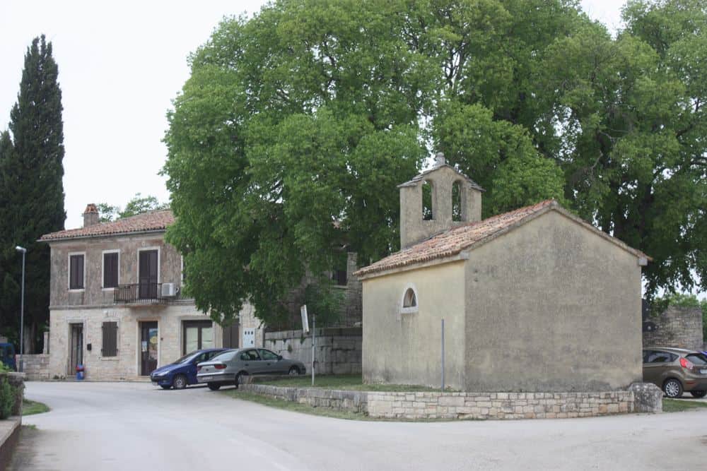 ISAP in Tinjan, 16 to 18 October 2026: the international prosciutto fair in the heart of Istria, a world record attempt with 300 carvers, and Severina on the Friday
