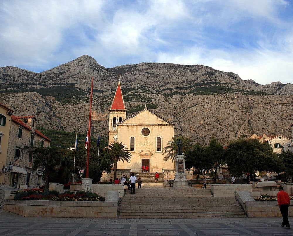 Kačićev trg