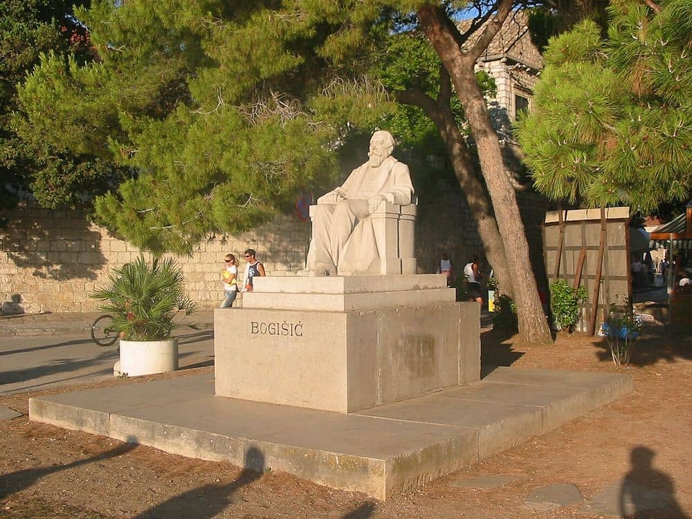 Knežev dvor i Zbirka Baltazara Bogišića