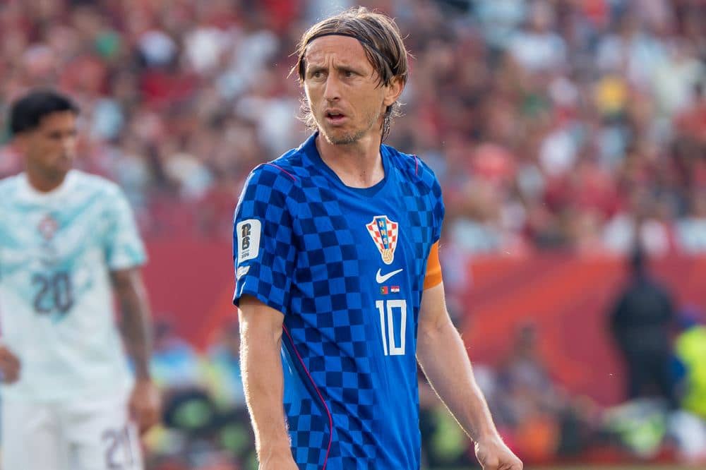 Luka Modrić: a Seville ovation, Zadar roots and a villa near Dubrovnik