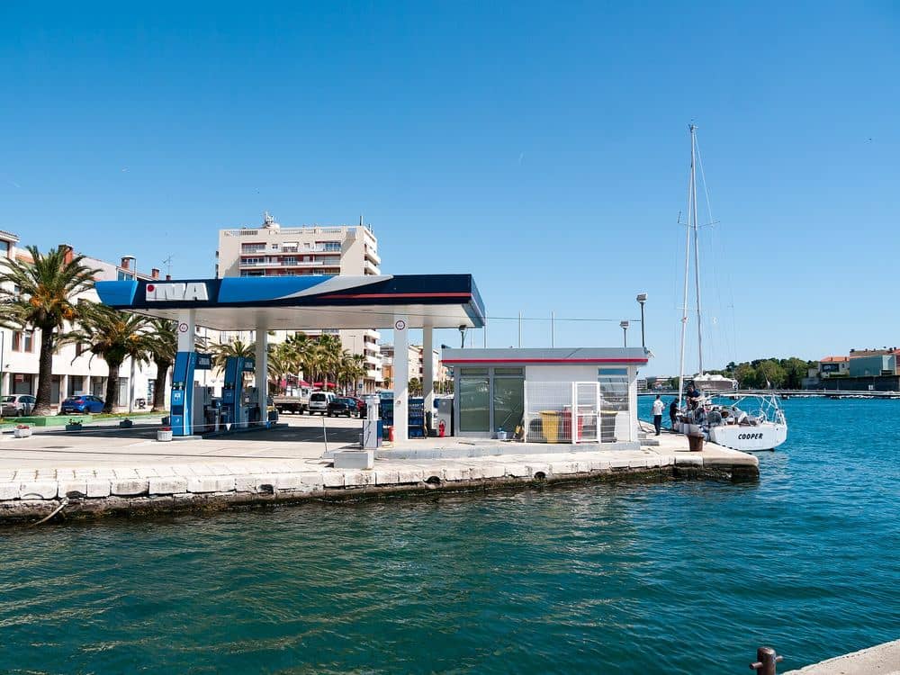 Croatia: petrol and diesel 2 cents cheaper from Tuesday 6 October