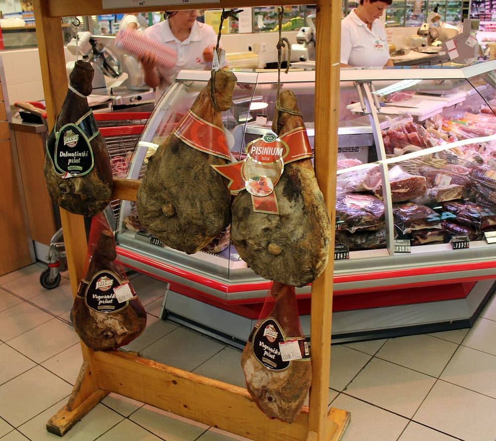 Pršut affettato, prosciutto crudo croato