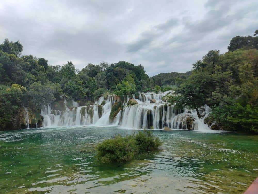 Krka or Plitvice: which national park to choose, and from where