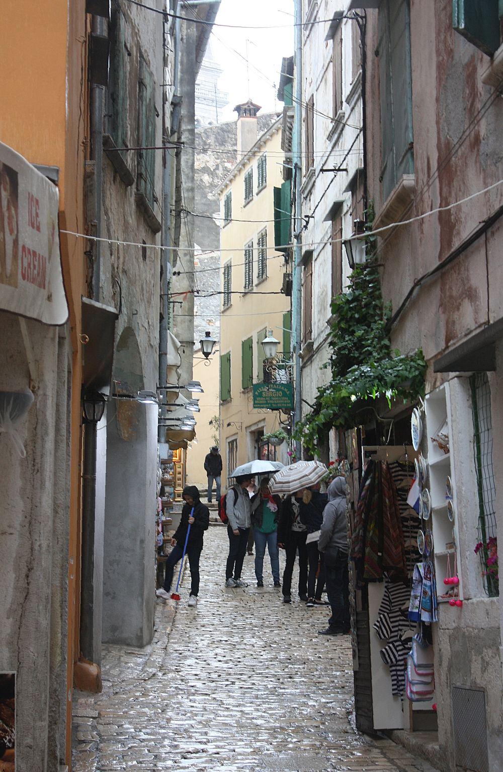 Grisia Street