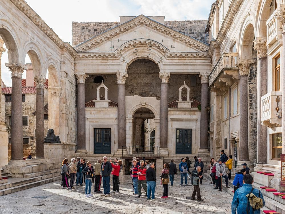 Peristyle