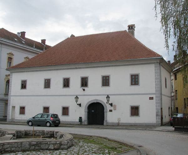 Karlovac City Museum
