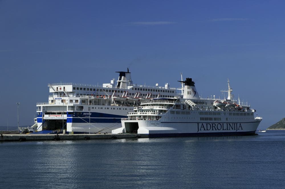 Dubrovnik to Bari ferry suspended after technical fault