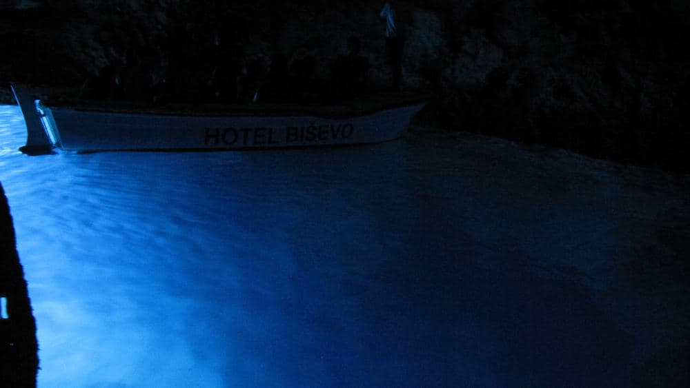 Blue Cave and Blue Lagoon tours in 2026: from Split, Hvar, Vis and Dubrovnik, with prices, the cash entry fee, the weather rule and which one is worth it