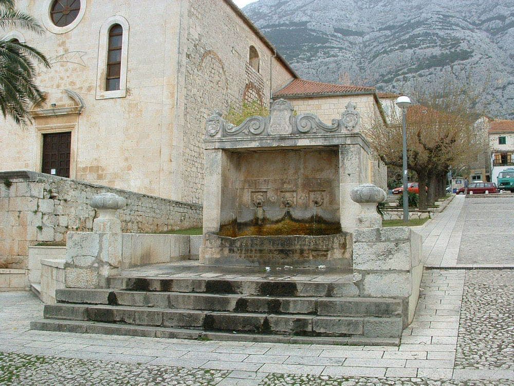 Venetian Fountain