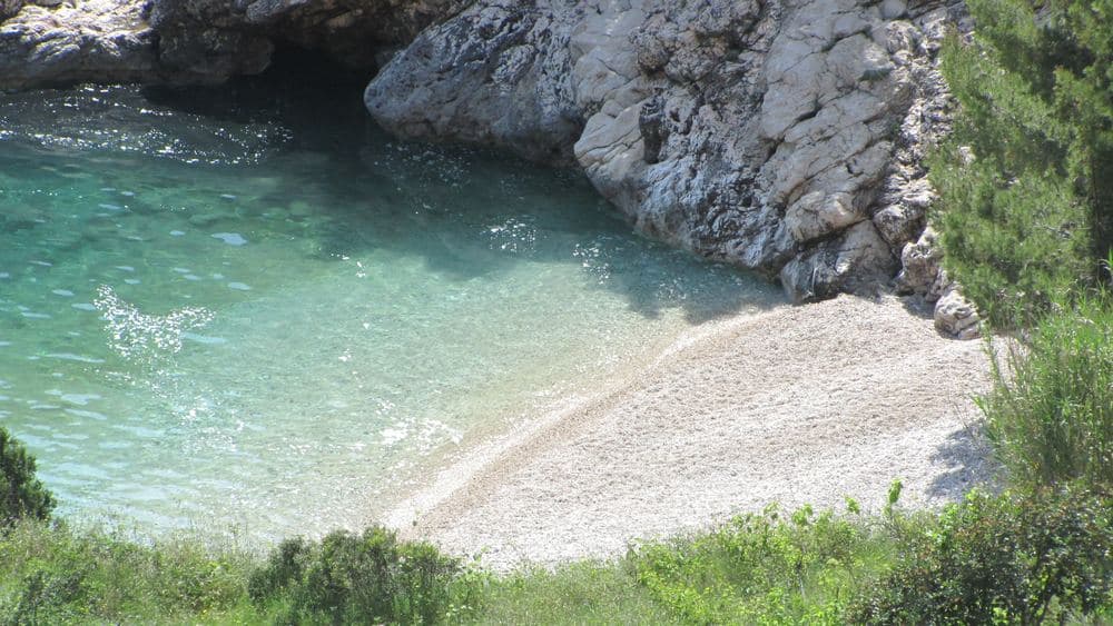 Lučišća Beach