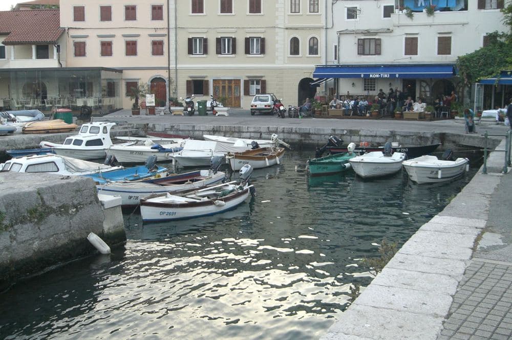Der Mandrač, der kleine geschlossene Hafen von Volosko