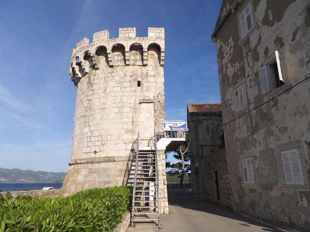 Zakerjan Tower
