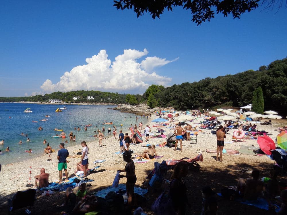 Ambrela Beach