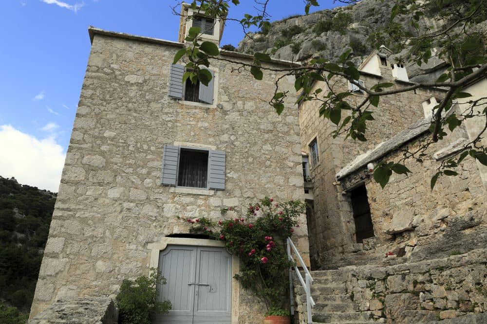 The courtyard of the Blaca hermitage, the museum entrance is in the passage