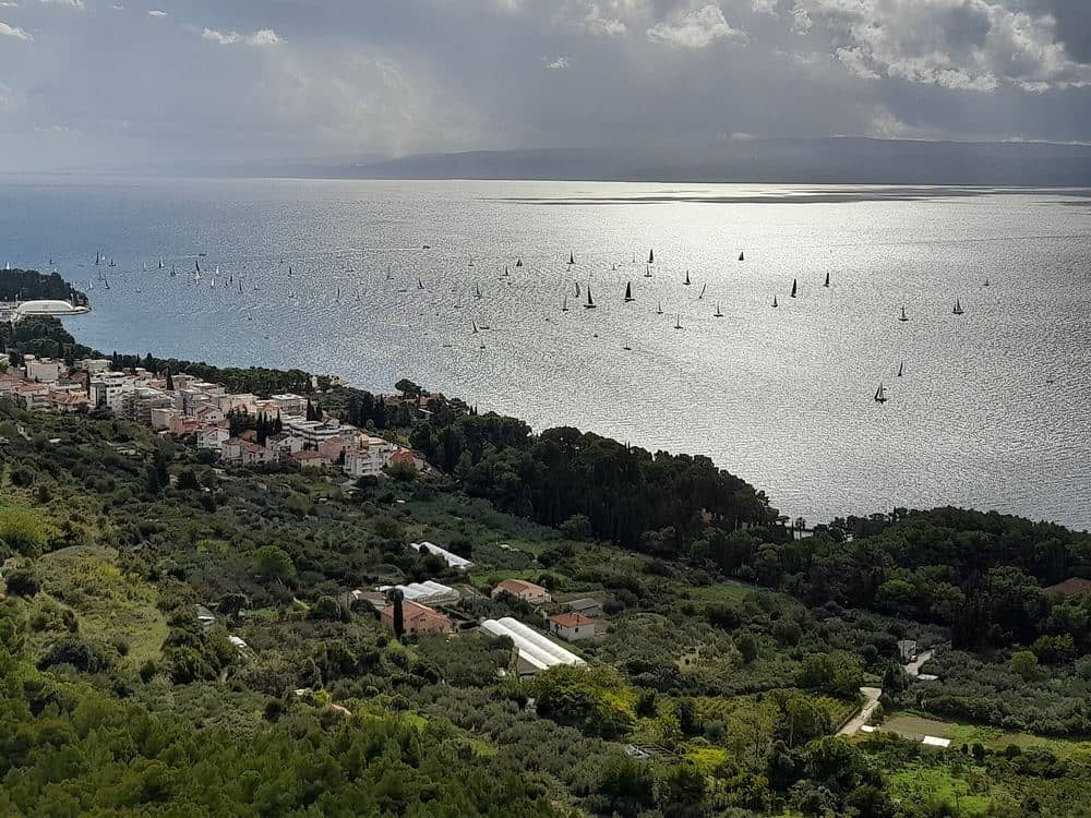 Mrdujska regata: 200 jedara iz Splita oko malog otočića