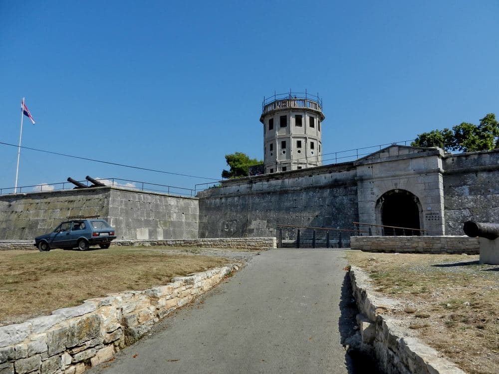 Kaštel Fortress