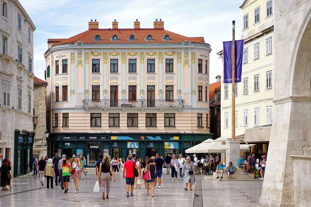 People's Square (Pjaca)