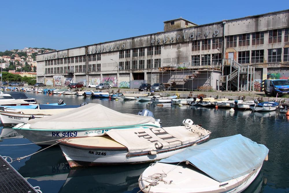 Dead Canal