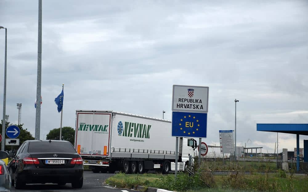 Stanje na granicama za blagdane: Bajakovo, Maljevac i EES