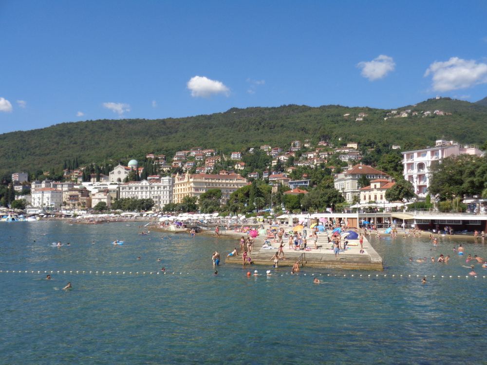 Slatina Beach