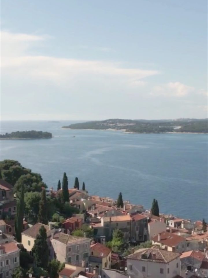 One slower turn through Rovinj, the details do the work